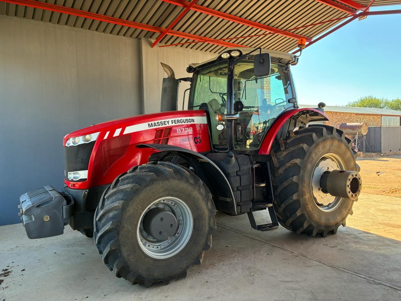 Massey Ferguson 8732